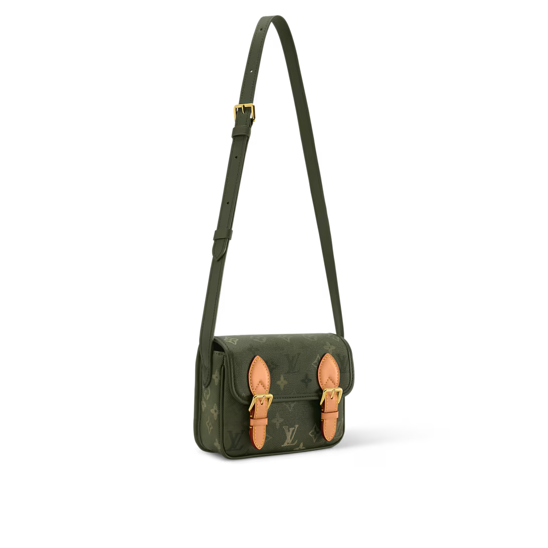 Satchel Wearable Wallet